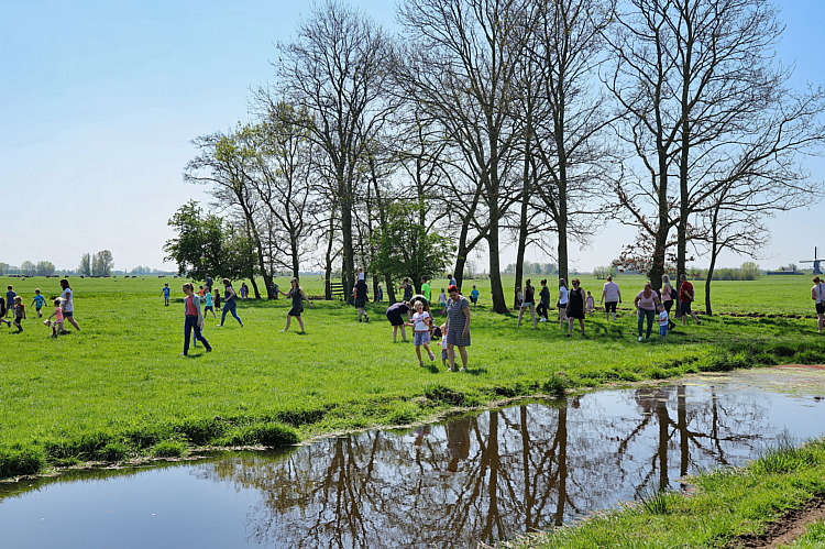 Paaseieren zoeken met en door speeltuinvereniging Wildebras_13